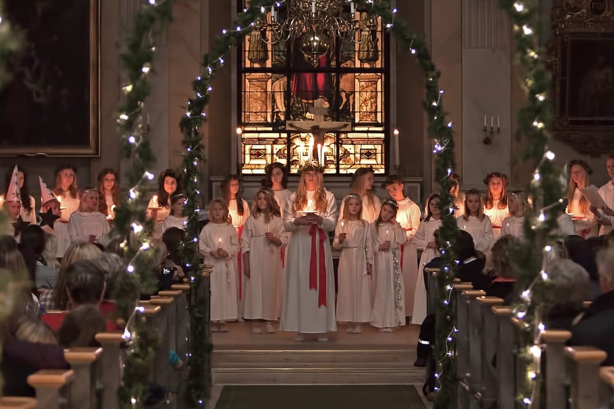 Luciadagen, czyli dzień świętej Łucji - grudniowe święto światła (Santa Lucia) ✨